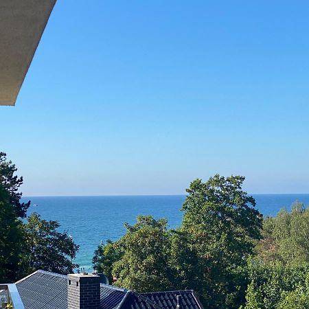 Apartament Nad Morzem ヤロスワビエツ エクステリア 写真