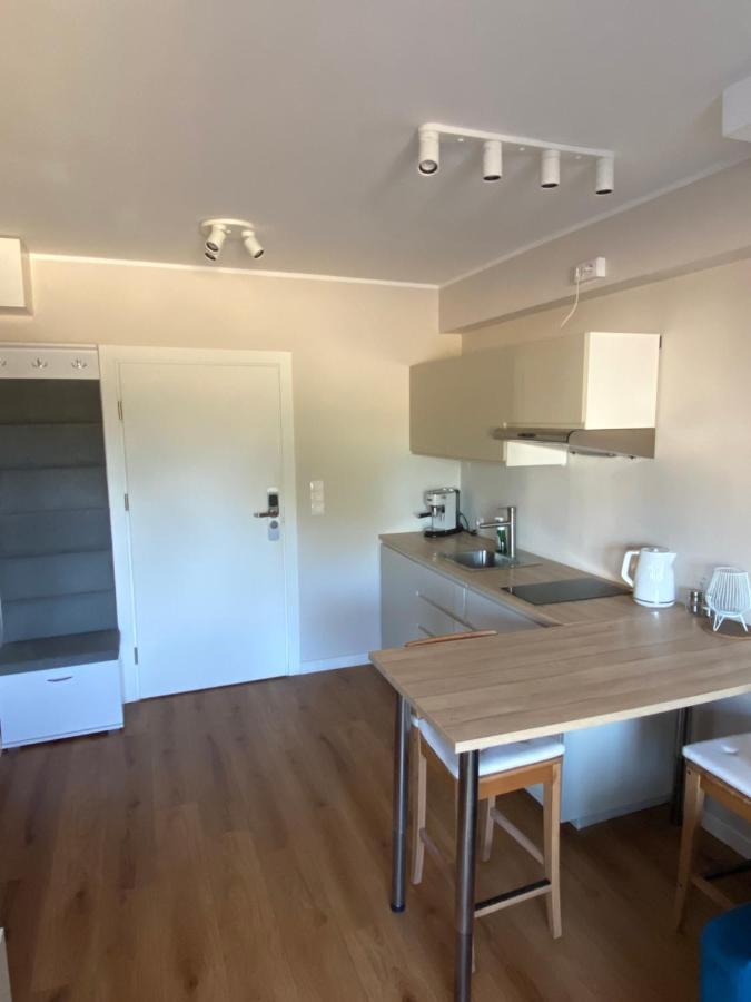 Apartament Nad Morzem ヤロスワビエツ エクステリア 写真